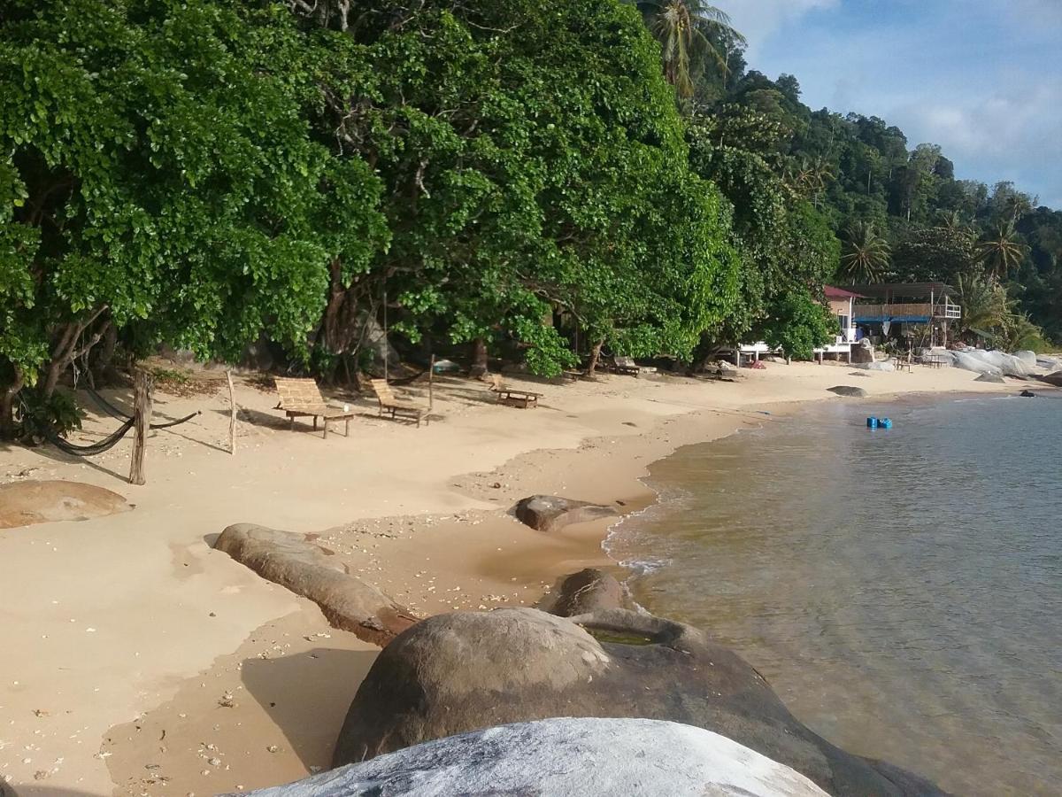 Bungkil Place Hotel Pulau Tioman Bagian luar foto