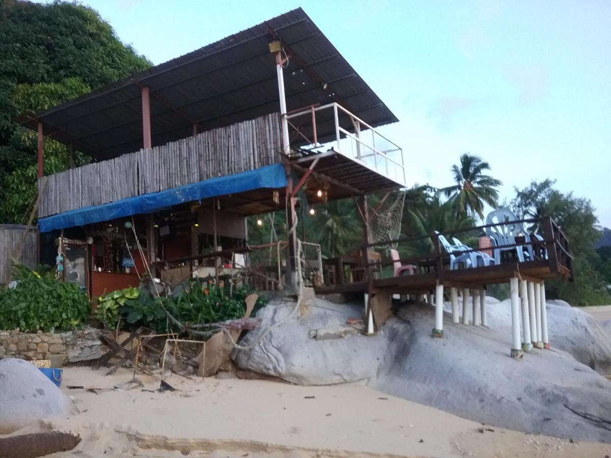 Bungkil Place Hotel Pulau Tioman Bagian luar foto